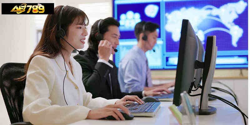 Đội ngũ hỗ trợ khách hàng trực tuyến 24/7 chuyên nghiệp và chu đáo